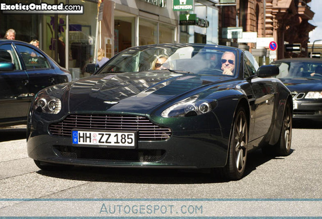 Aston Martin V8 Vantage Roadster