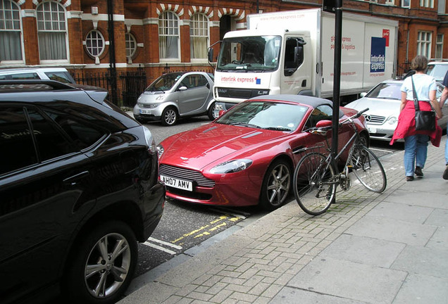 Aston Martin V8 Vantage Roadster