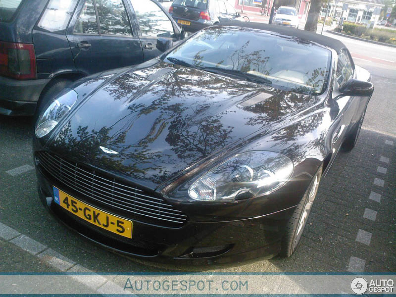 Aston Martin DB9 Volante