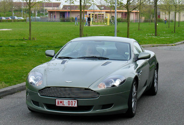 Aston Martin DB9