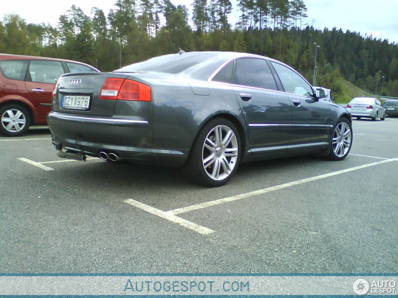 Audi S8 D3