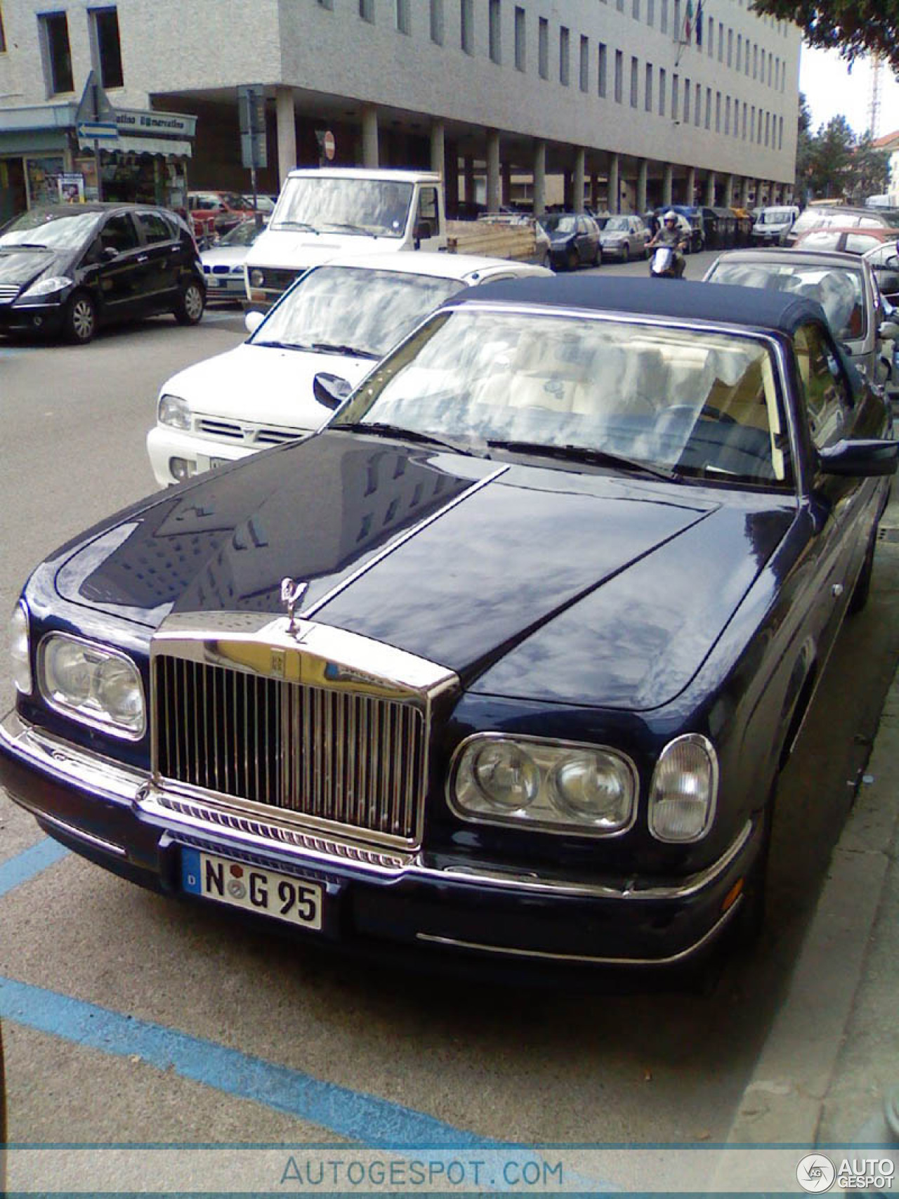 Rolls-Royce Corniche