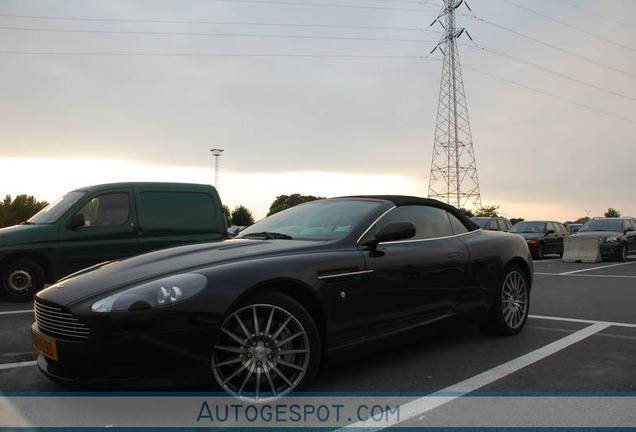 Aston Martin DB9 Volante