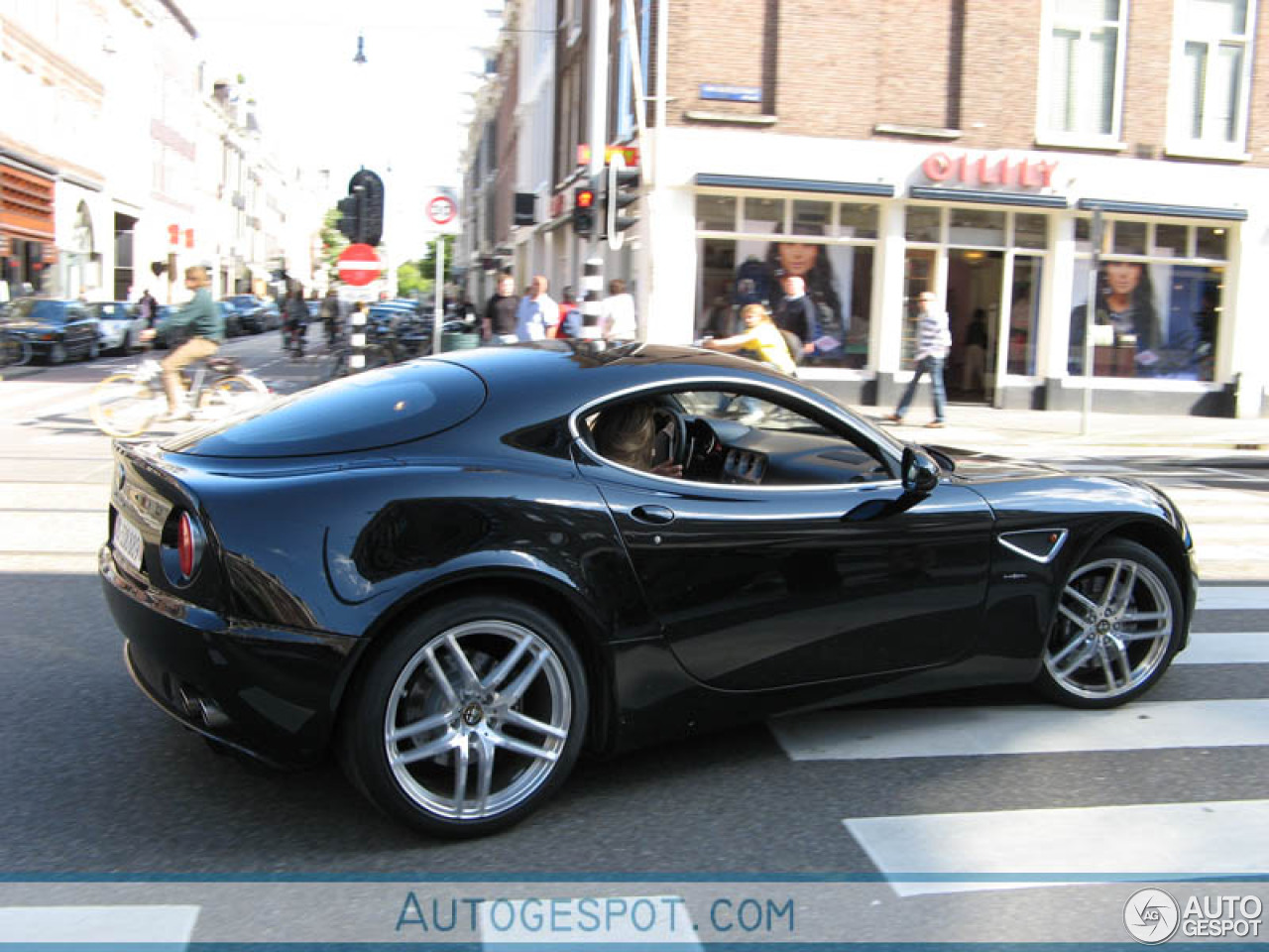 Alfa Romeo 8C Competizione