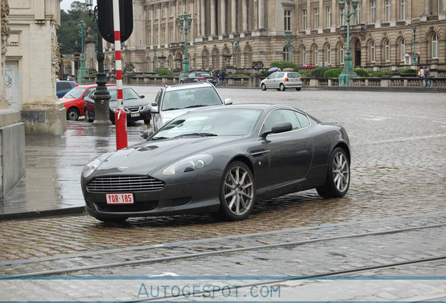 Aston Martin DB9