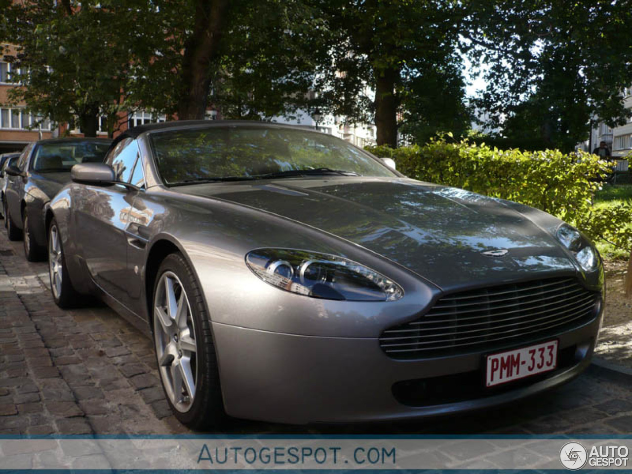 Aston Martin V8 Vantage Roadster