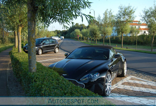 Aston Martin V8 Vantage Roadster