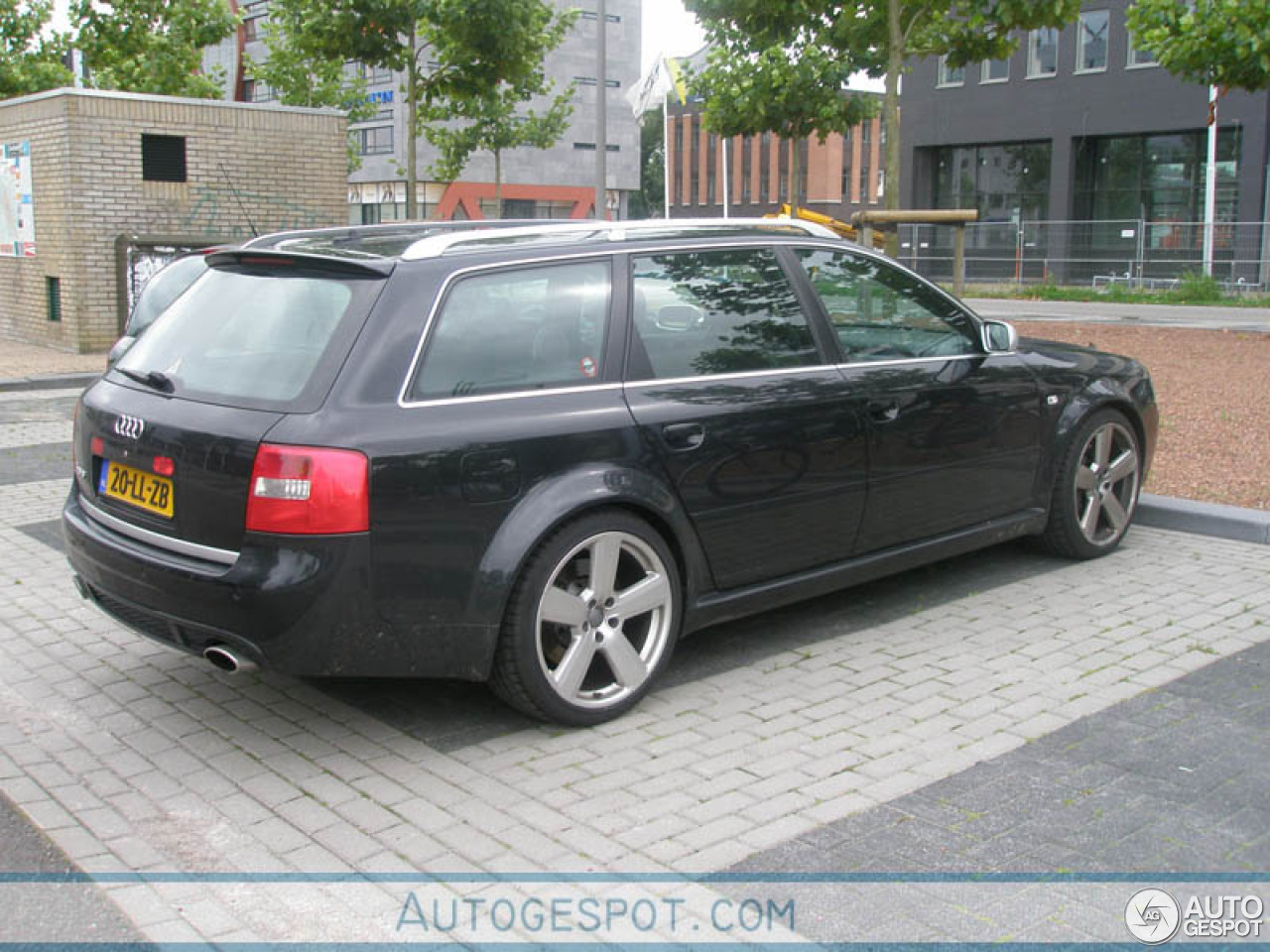 Audi RS6 Avant C5