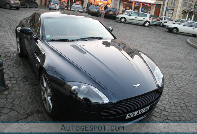 Aston Martin V8 Vantage