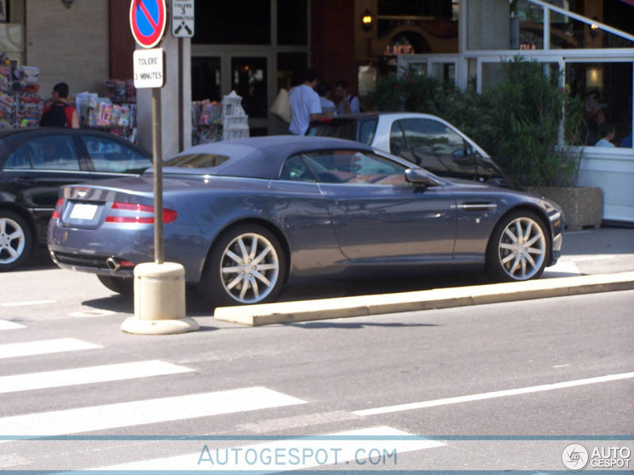 Aston Martin DB9 Volante