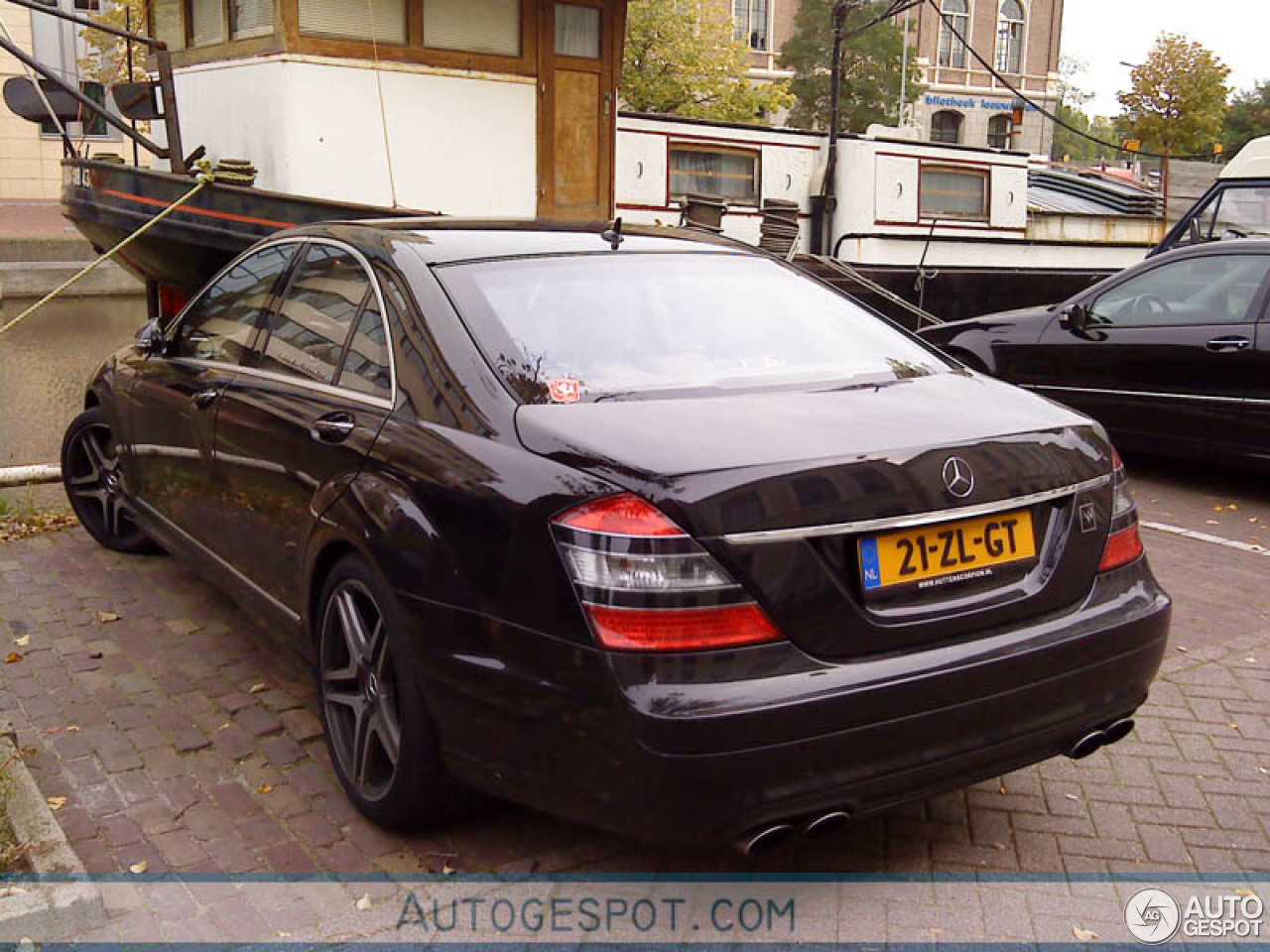 Mercedes-Benz S 63 AMG W221