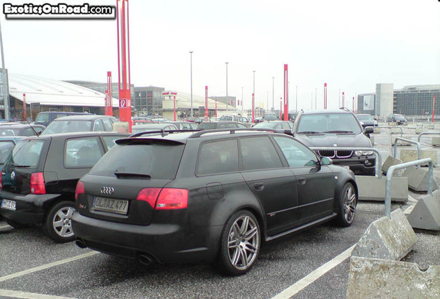 Audi RS4 Avant B7