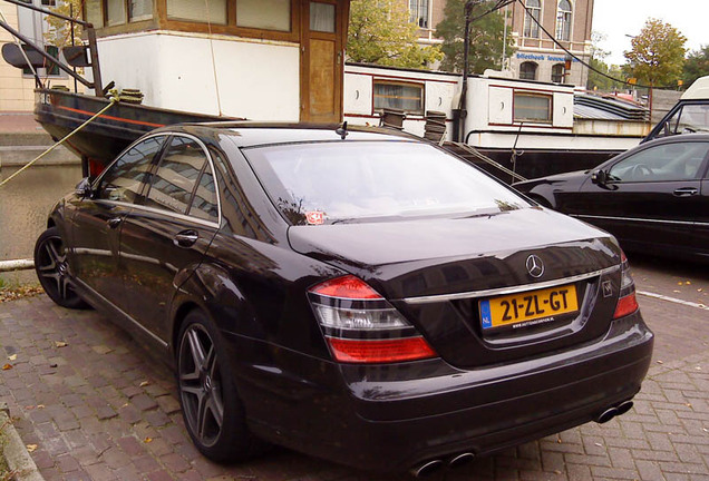 Mercedes-Benz S 63 AMG W221