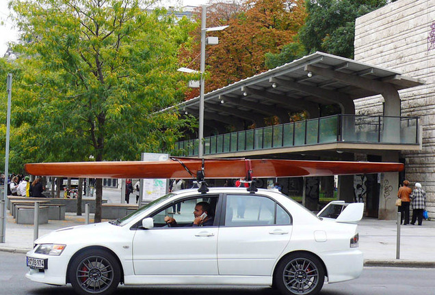 Mitsubishi Lancer Evolution IX