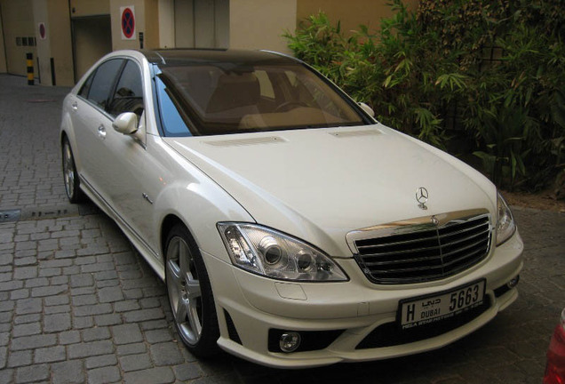 Mercedes-Benz S 63 AMG W221