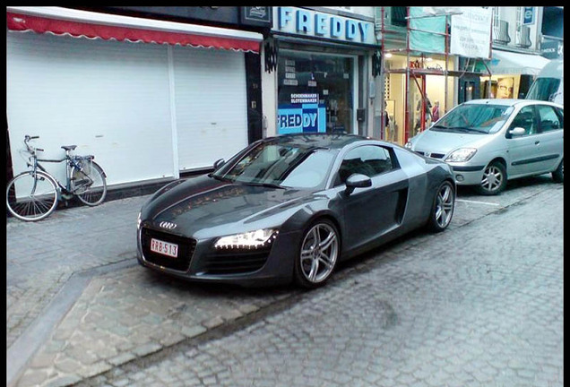 Audi R8