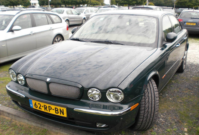 Jaguar XJR