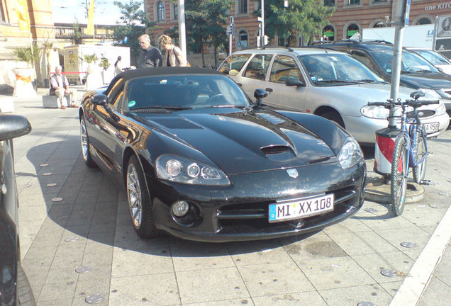 Dodge Viper SRT-10 Roadster 2003