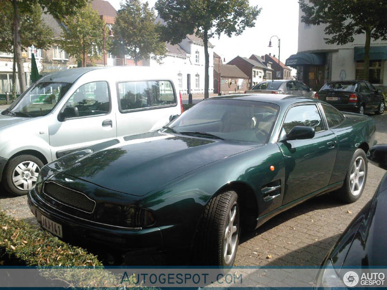 Aston Martin V8 Coupe