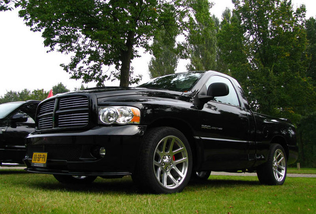 Dodge RAM SRT-10