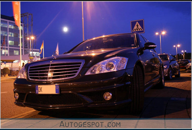 Mercedes-Benz S 65 AMG V221