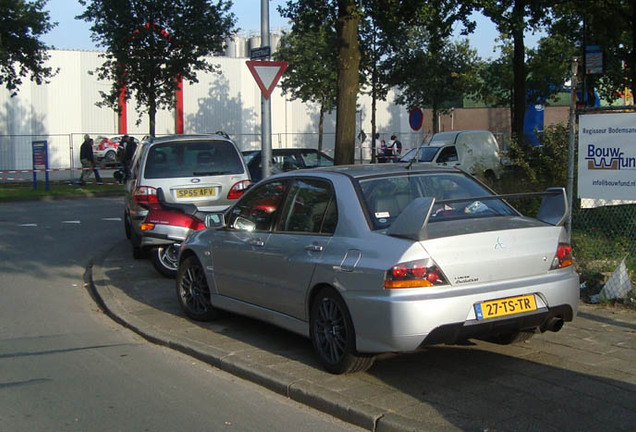 Mitsubishi Lancer Evolution IX