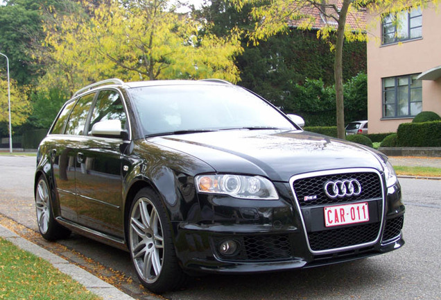 Audi RS4 Avant B7