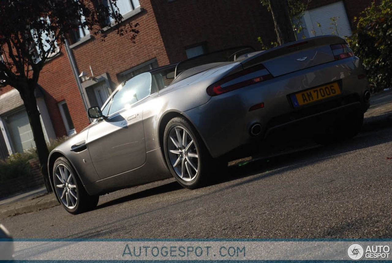 Aston Martin V8 Vantage Roadster