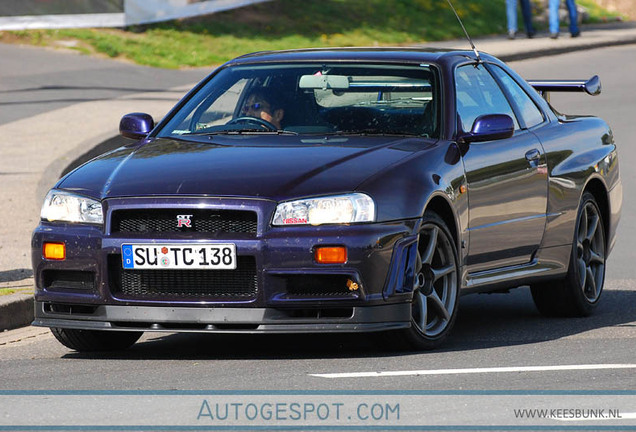 Nissan Skyline R34 GT-R V-Spec Midnight Purple Pearl II Special Color Limited Edition