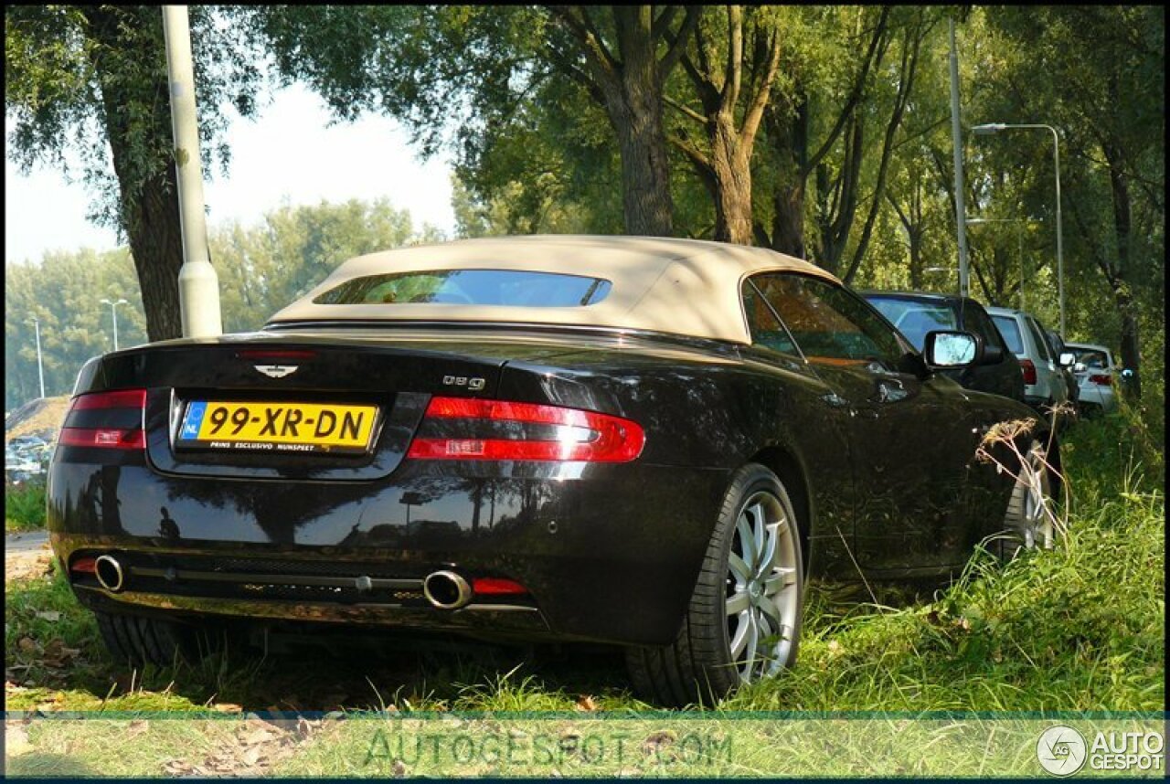 Aston Martin DB9 Volante