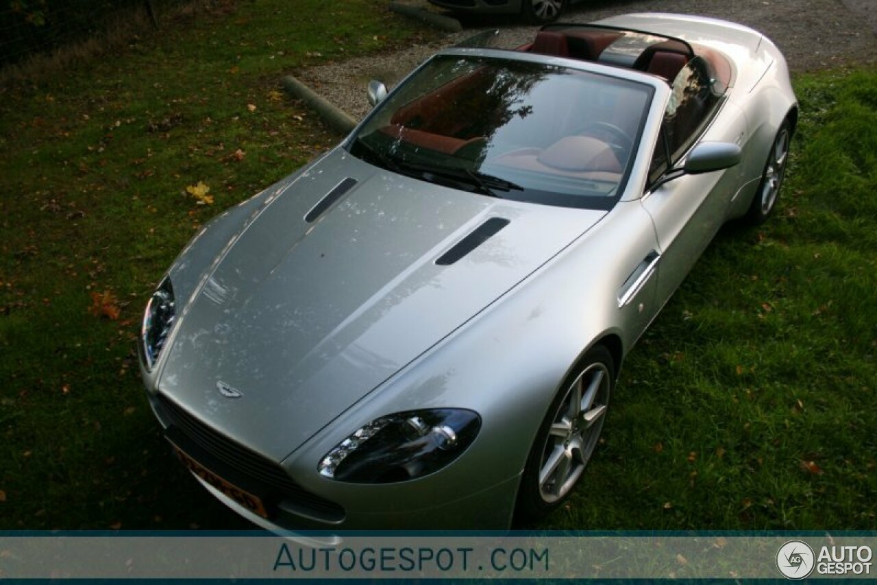 Aston Martin V8 Vantage Roadster