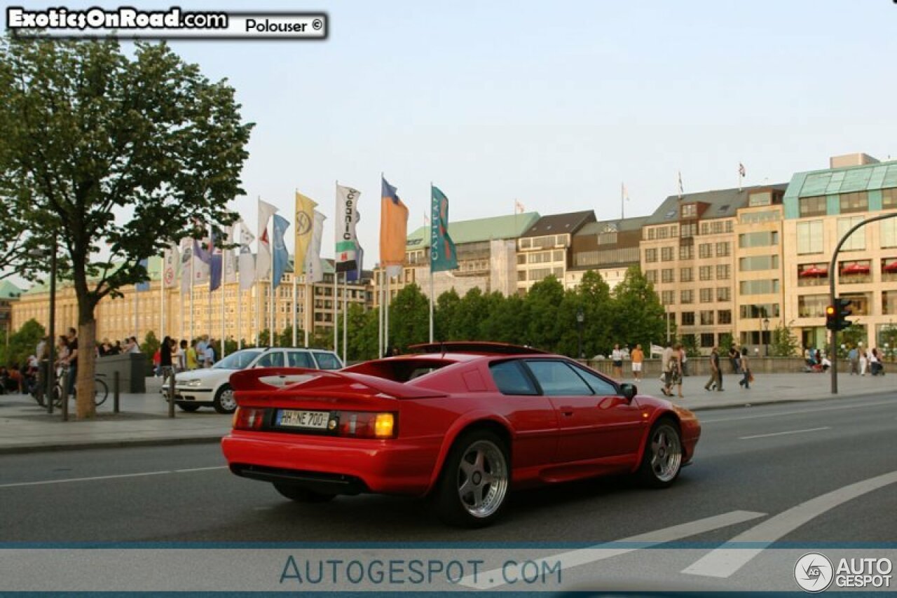 Lotus Esprit S4S