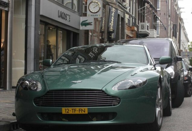 Aston Martin V8 Vantage