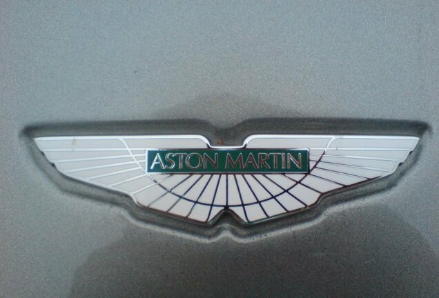 Aston Martin V8 Vantage Roadster