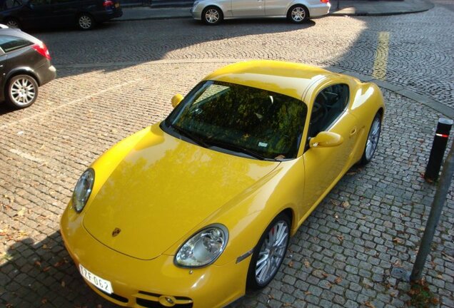 Porsche 987 Cayman S