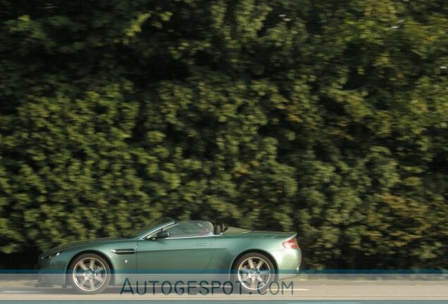 Aston Martin V8 Vantage Roadster