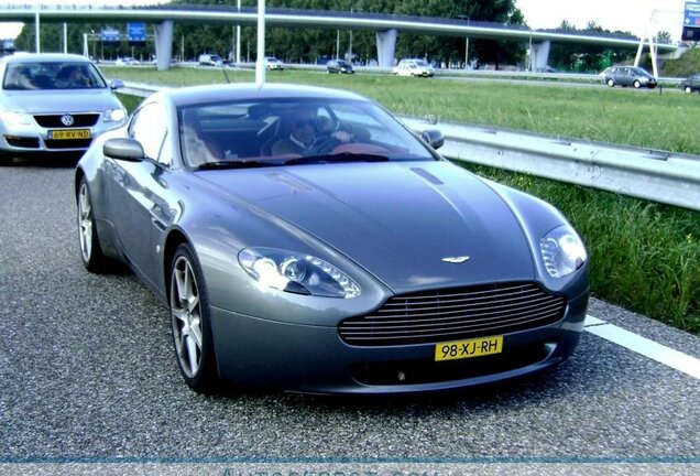 Aston Martin V8 Vantage