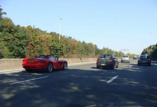 Dodge Viper SRT-10 Roadster 2003