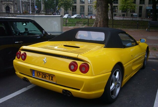 Ferrari F355 Spider