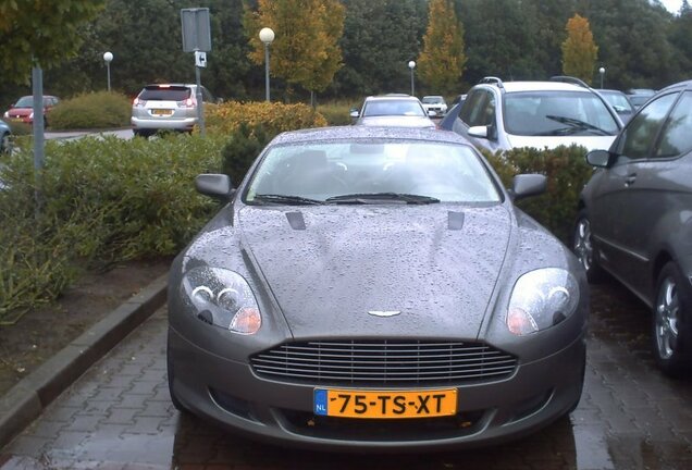 Aston Martin DB9