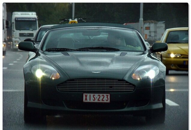 Aston Martin DB9 Volante