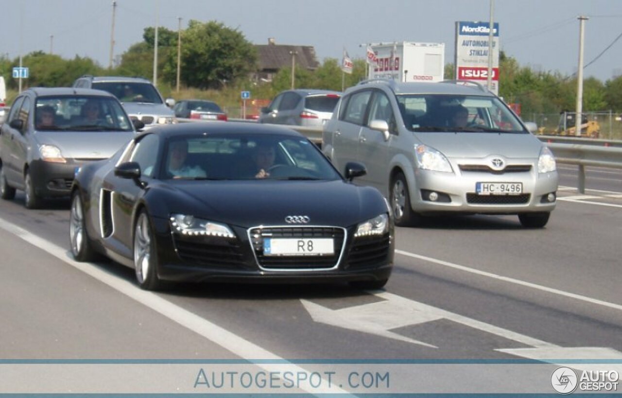 Audi R8