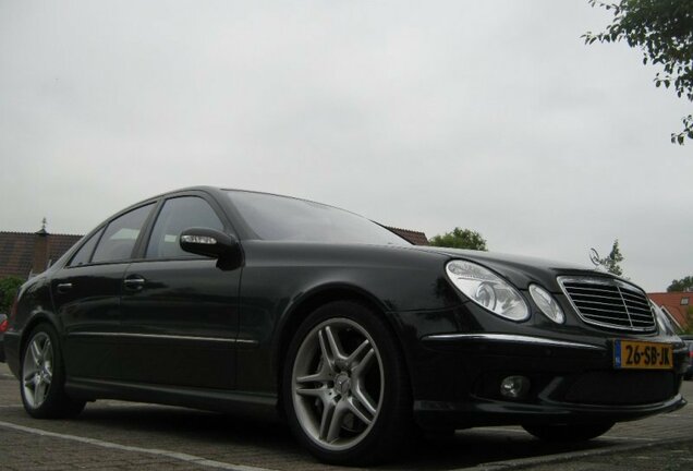 Mercedes-Benz E 55 AMG