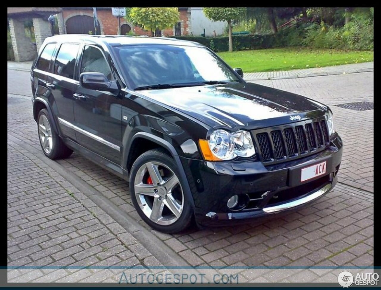 Jeep Grand Cherokee SRT-8 2005