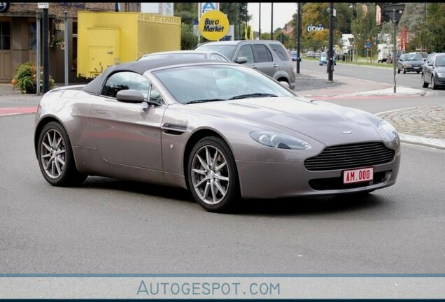 Aston Martin V8 Vantage Roadster