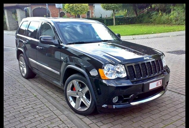 Jeep Grand Cherokee SRT-8 2005