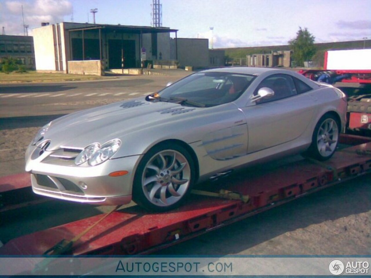 Mercedes-Benz SLR McLaren