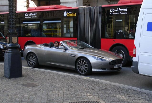 Aston Martin DB9 Volante