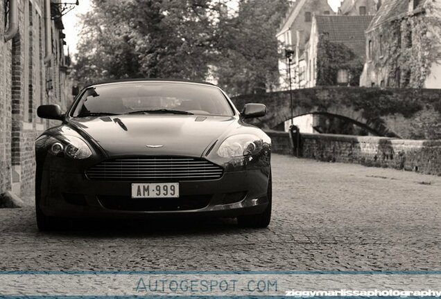 Aston Martin DB9 Volante