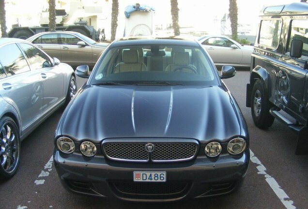 Jaguar XJR